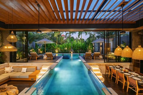 Natural landscape, Seating area, Garden view, Pool view, Swimming pool, sunbed
