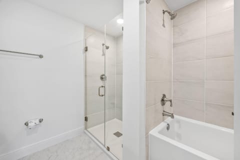 River Fly-In Duo - 5Bd - River & Runway View House in Merritt Island