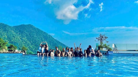 Swimming pool
