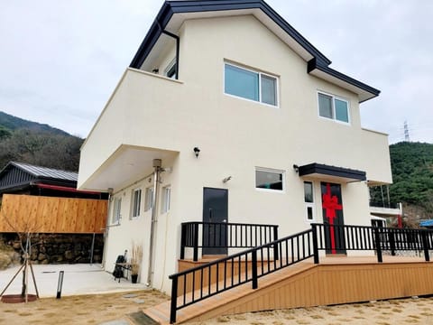 Property building, Natural landscape, Mountain view