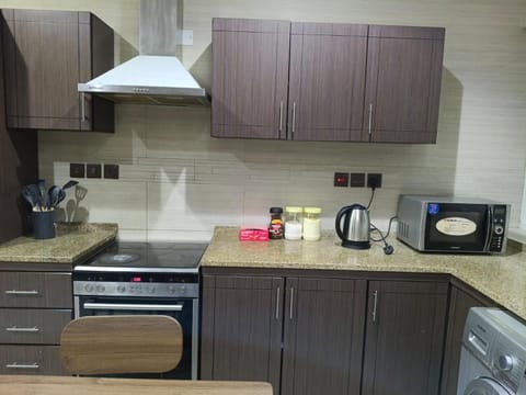 BurJuman Prime Sharing Hostel Apartment in Dubai