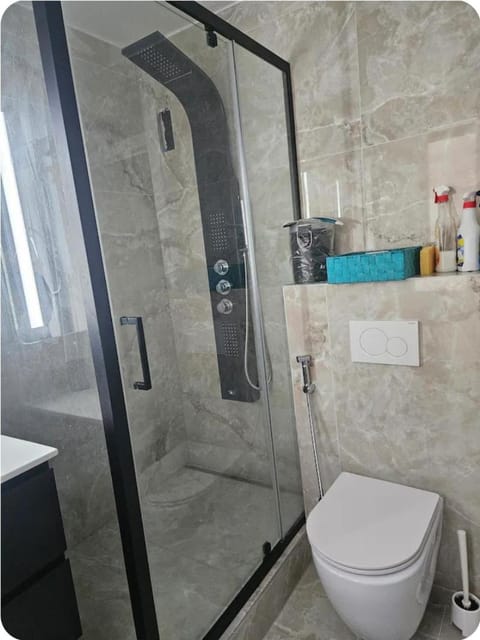 Toilet, Bathroom