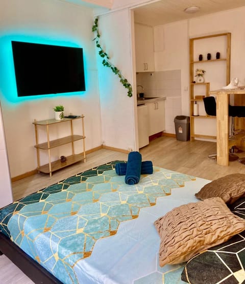Living room, Bedroom