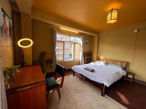 Bed, Living room, Bedroom