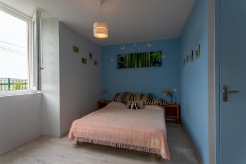 Living room, Bedroom