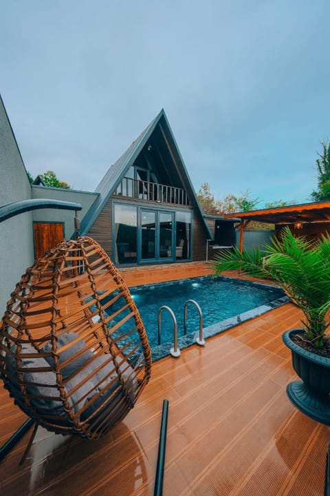 Pool view, Swimming pool