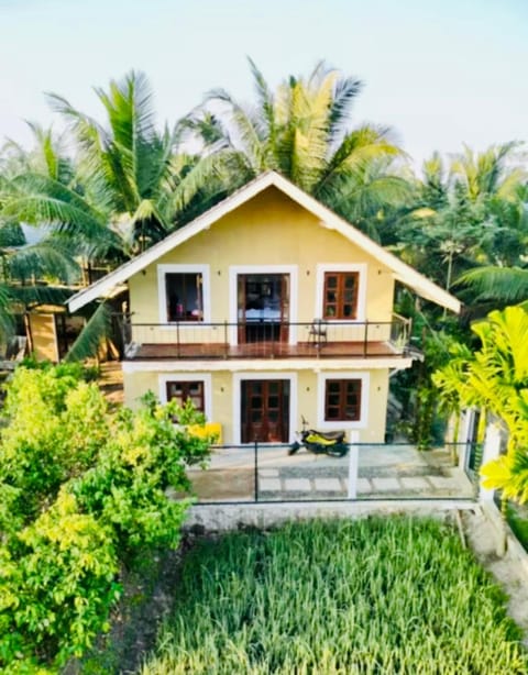 Property building, Day, Garden, Garden view