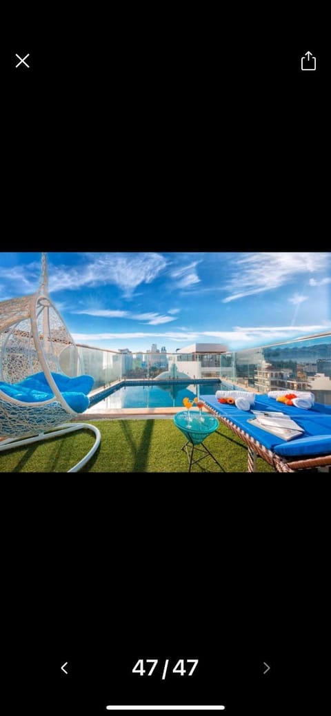 Property building, Hot Tub