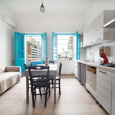 Living room, kitchen