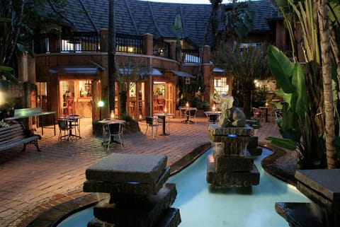 BBQ facilities, Lounge or bar, Dining area, Garden view, Area and facilities