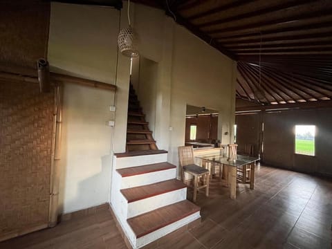 Cacao Bamboo House Apartment in Kerambitan