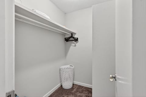 Northtown Apartments 14D I Spacious 1 Bed 1 Bath Apartment in Flowood