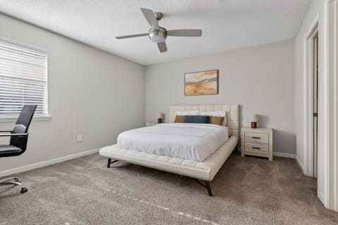 Bright and Cozy Two -Bedroom Private Stay Apartment in Flowood