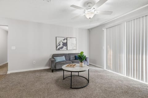 Comfortable 2BR2BA with Modern Touches Apartment in Flowood