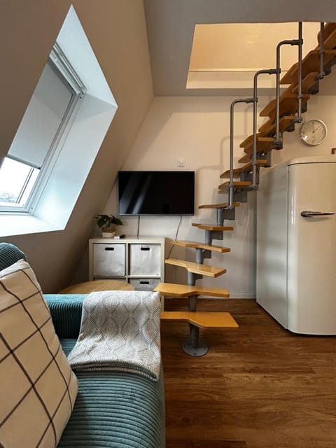 Communal lounge/ TV room, Living room, Seating area