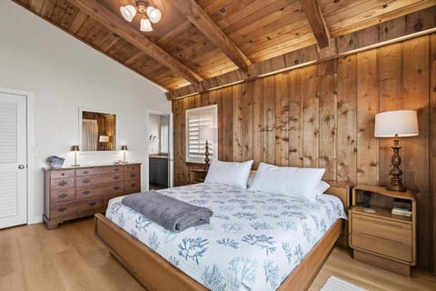 Sea Dunes Nautilus B7 House in Edgewater