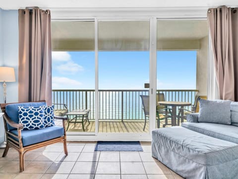 Majestic Beach Towers 1-1906 House in Long Beach