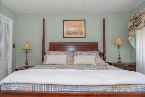 The Brickstone Home-Designed with families in mind House in The Villages