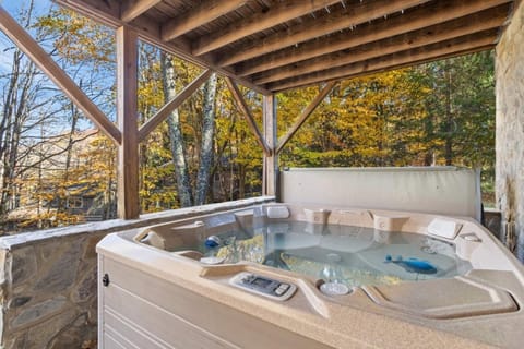 Silver Rock Cabin Cabin in Seven Devils