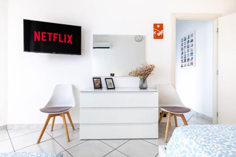 Sesto Rondò M1 - Modern and Cozy Apartment for Groups & Families Apartment in Sesto San Giovanni