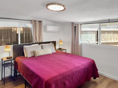 Coral Wave Cottage House in Mokuleia