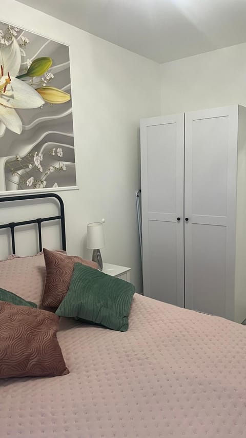 Apartamenty Szmaragdowy i Perłowy- Dworska 27A Apartment in Gdansk