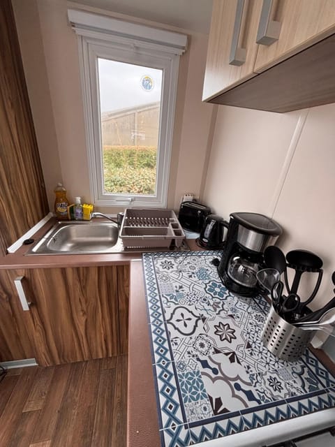 Mobilhome H24 côte&mer Campground/
RV Resort in Le Portel