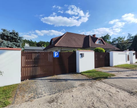 Day, Neighbourhood, Street view