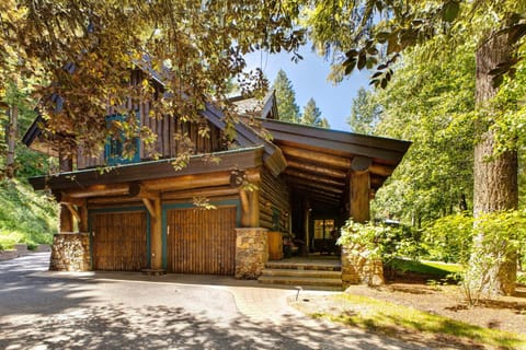 Abode at Silvertip House in Ketchum