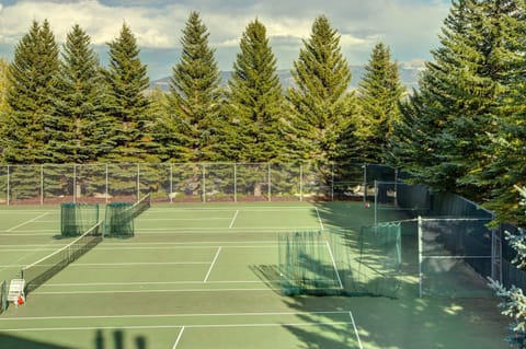 Abode at Rendezvous House in Teton Village