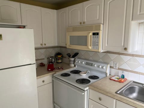 Piece of Quiet Bed and Breakfast in Pinellas Park