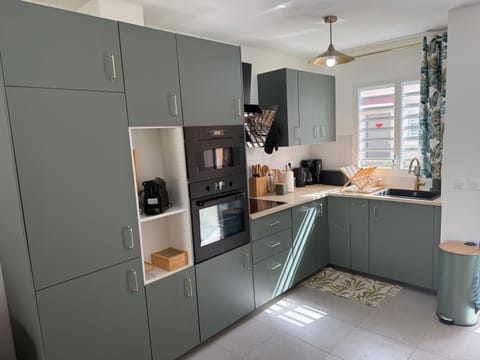 Villa Lissya Bed and Breakfast in Les Abymes