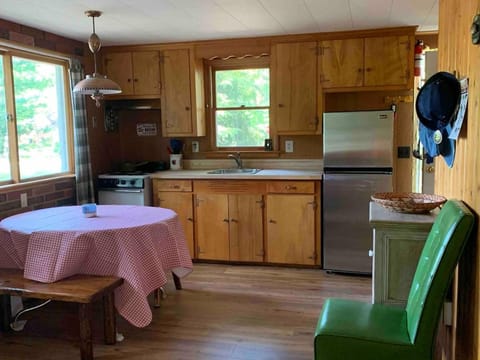 Little Red Cottage in the Woods House in Albert