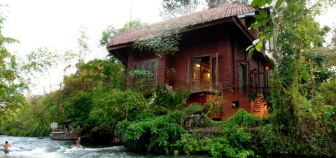 Property building, Natural landscape, Garden, Landmark view