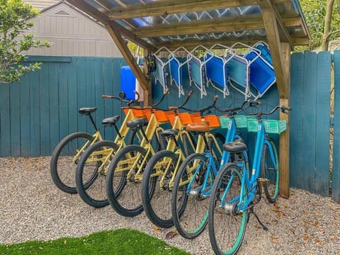 Cold Plunge Outdoor Shower Bike to Shem Creek House in Mount Pleasant