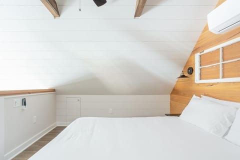 Island Retreat - Great for Large Groups House in James Island