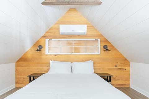 Island Retreat - Great for Large Groups House in James Island