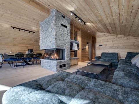 Duplex haut de gamme près du centre de Val d'Isère, 4 chambres, parking - FR-1-567-142 Apartment in Val dIsere
