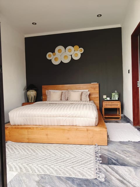 Santo Guesthouse Bed and Breakfast in North Kuta