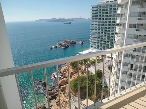 Suite en Torres Gemelas Acapulco piso 19 Apartment in Acapulco