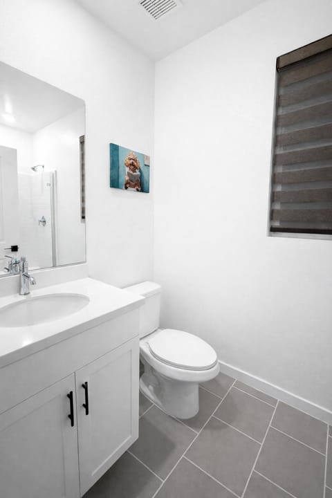 85 hotel Vacation rental in Eastvale