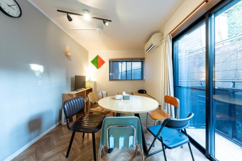 Living room, Photo of the whole room, Seating area, Dining area, air conditioner