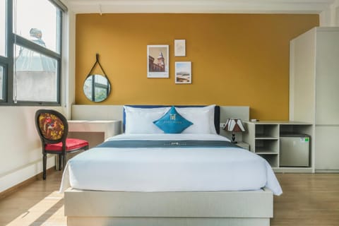 Bed, Bedroom, wardrobe