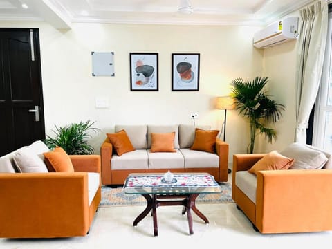Living room, Seating area, air conditioner