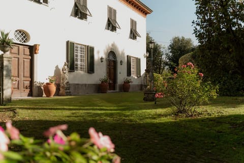 Property building, Garden, Garden view