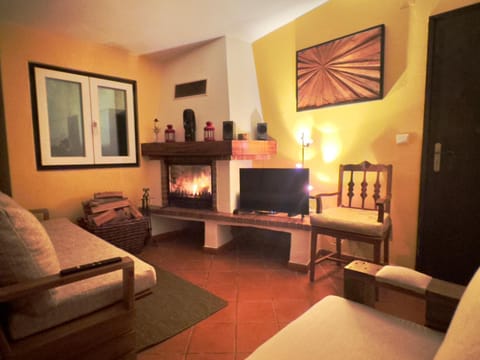 Casa do Candeeiro House in Óbidos