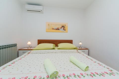 Apartmani Nede Apartment in Brela