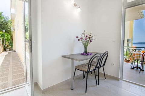 Apartmani Nede Apartment in Brela