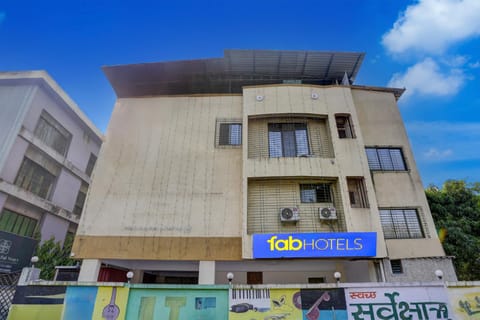 Property building, Facade/entrance
