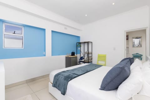 Villa Mykonos Bed and Breakfast in Cape Town